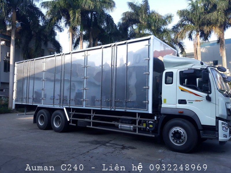 auman c240 thùng kín 4 cửa