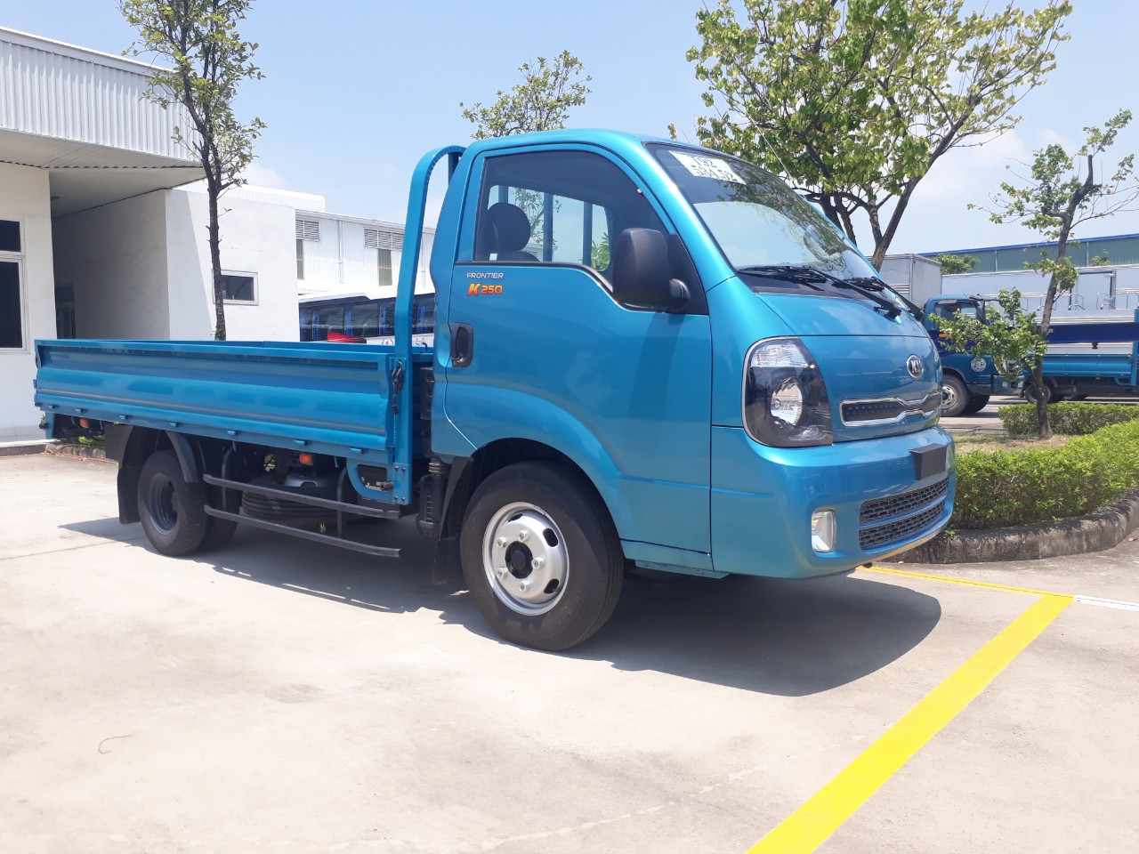 kia K250 THÙNG LỬNG.jpg